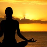 Yoga al tramonto con aperitivo