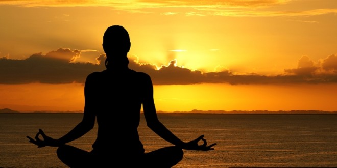 Yoga al tramonto con aperitivo
